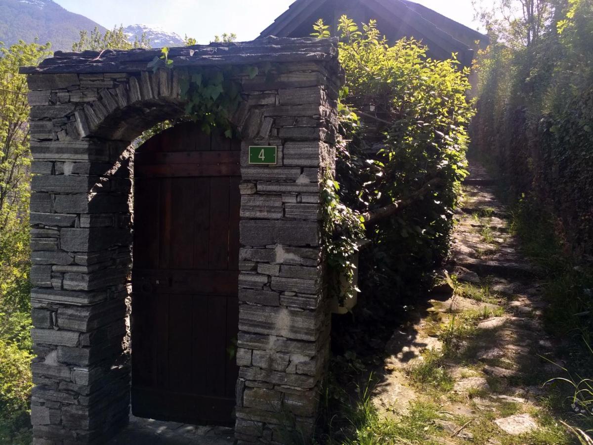 Rustico "Casa Di Sasso" Villa Intragna Exterior photo